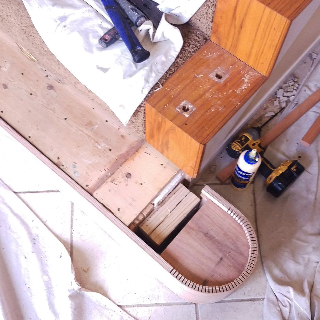 How to install stair hardwood treads